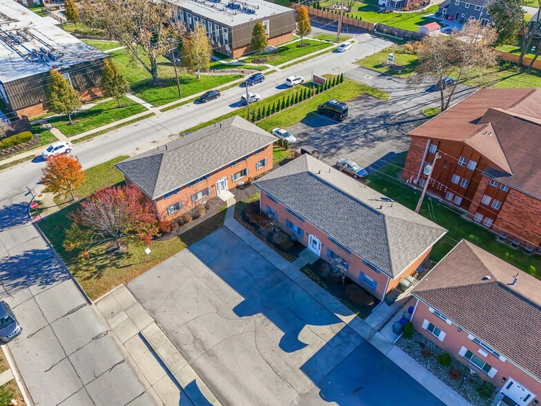 More Photos Of 1025 Folkestone Rd, Columbus Apartments For Sale