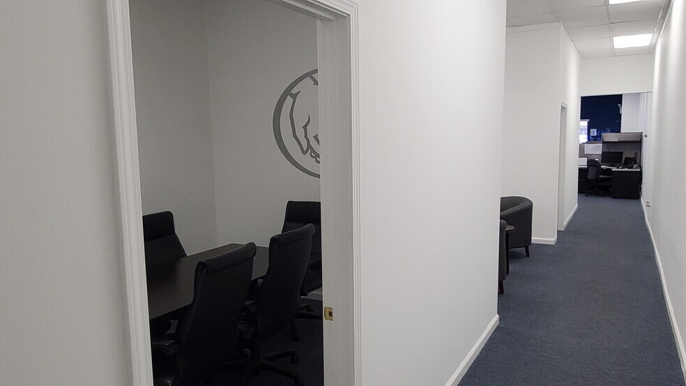 More Photos Of 10683 Ravenna Rd, Twinsburg Unknown For Lease