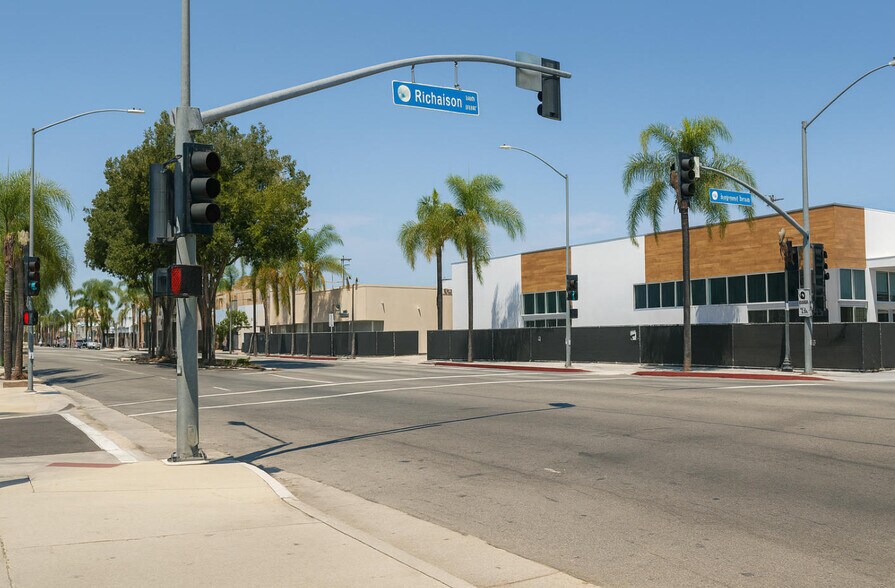 Primary Photo Of 283 E Garvey Ave, Monterey Park Auto Repair For Sale