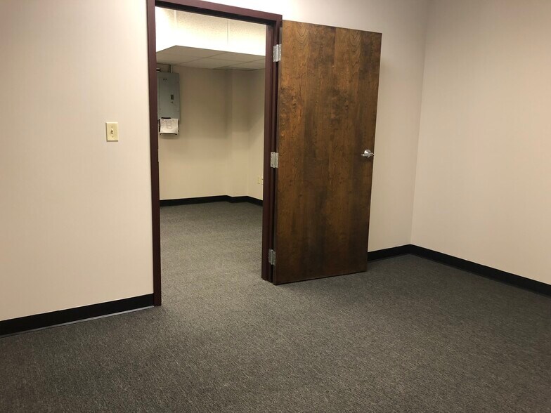 More Photos Of 55-71 E Center St, Manchester Office For Lease