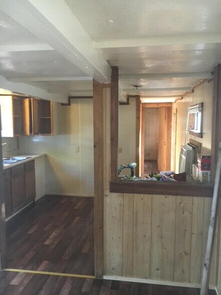 More Photos Of 215 Weeks Rd, Cleburne Manufactured Housing Mobile Home Park For Sale