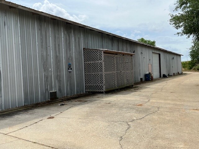 More Photos Of 1735 Talley Box Rd, Leesburg Warehouse For Lease
