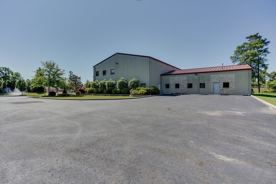 More Photos Of 403 Corporate Woods Dr, Magnolia Medical For Lease