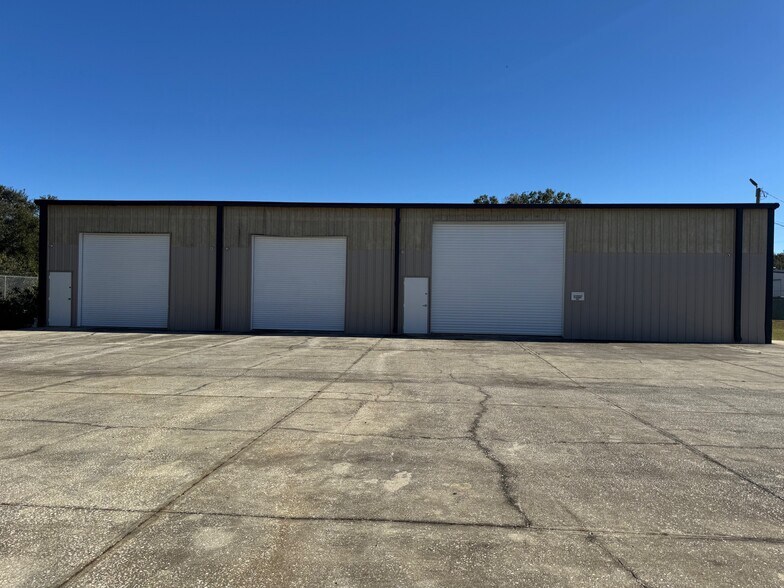 More Photos Of 4403 Holden Rd, Lakeland Warehouse For Lease