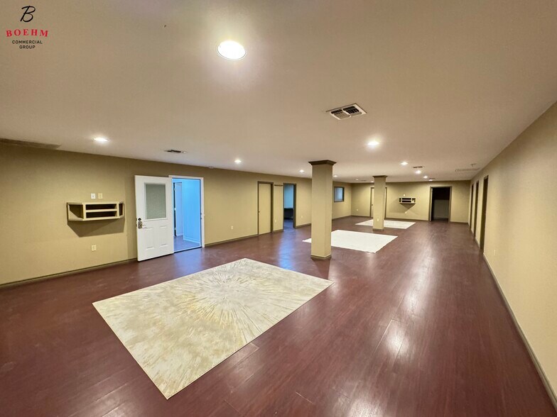 More Photos Of 2 Hill View Ln, Boerne Warehouse For Lease