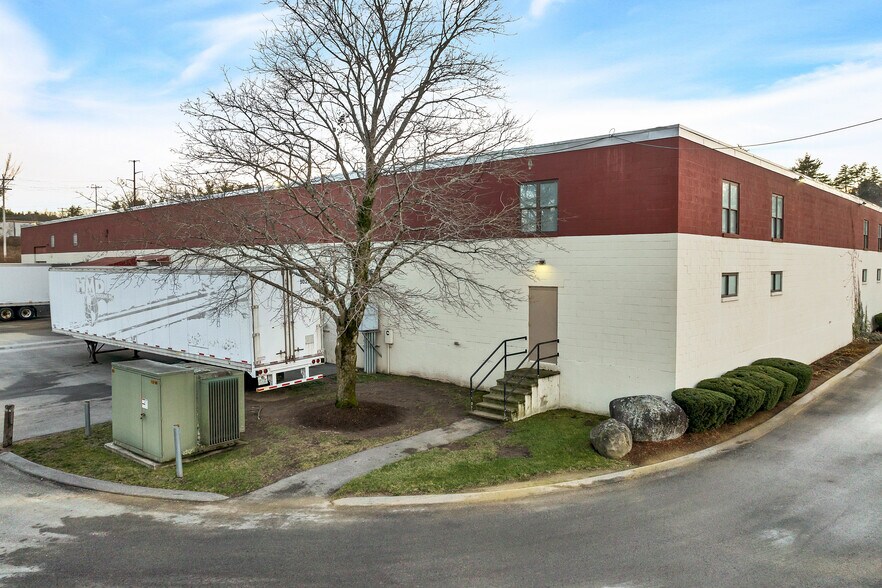 More Photos Of 48 Powers St, Milford Warehouse For Sale