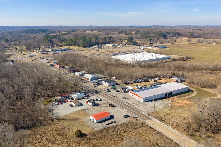 More Photos Of 19225 Main St W, Huntingdon General Retail For Sale