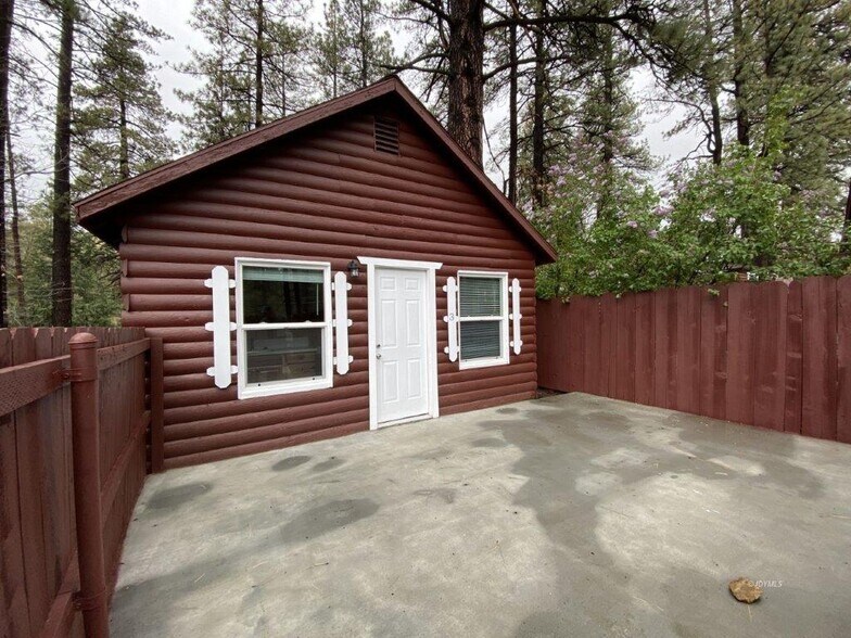 More Photos Of , Idyllwild-Pine Cove Multifamily For Sale