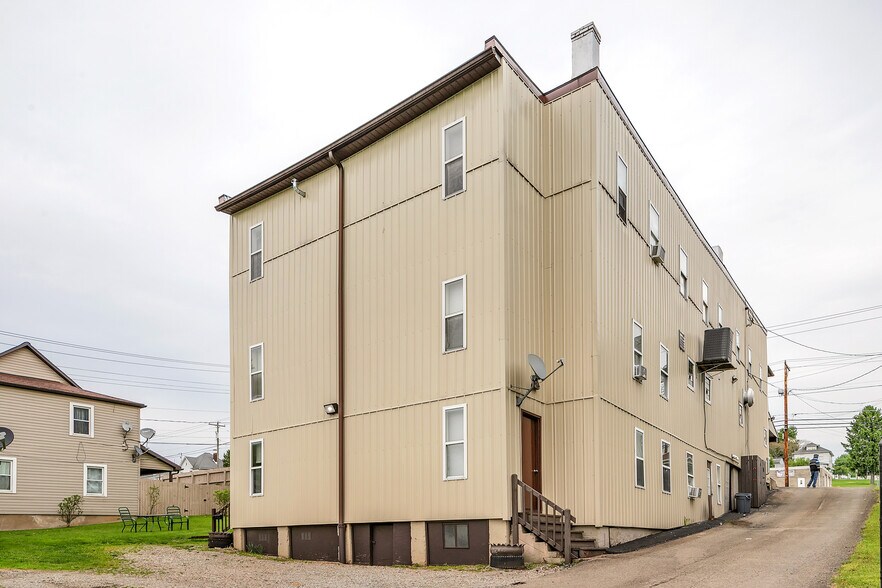 More Photos Of 277 N Gallatin Ave, Uniontown Apartments For Sale