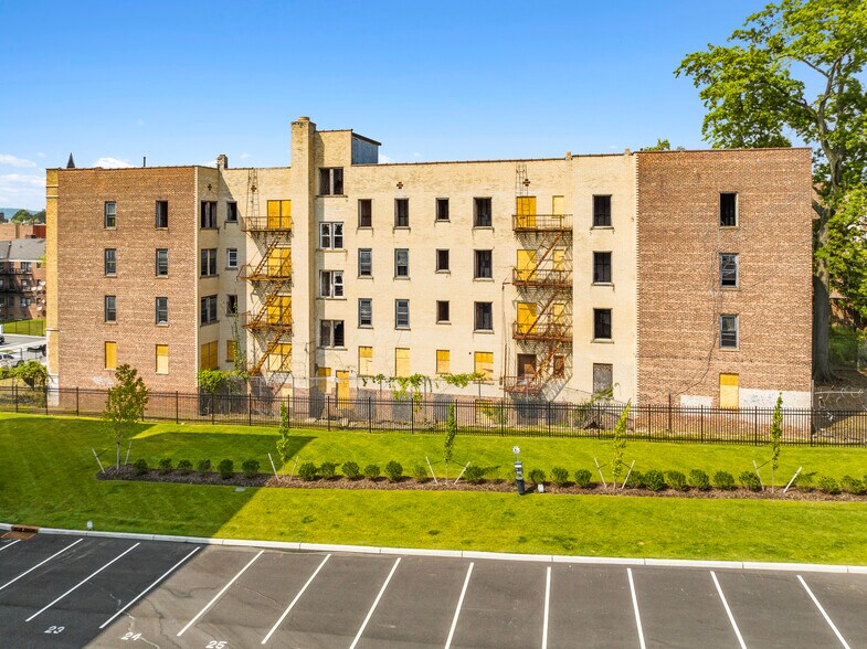 More Photos Of 112 N Walnut St, East Orange Apartments For Sale