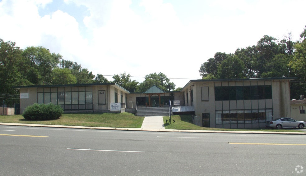 More Photos Of 222 Philadelphia Pike, Wilmington Office For Lease