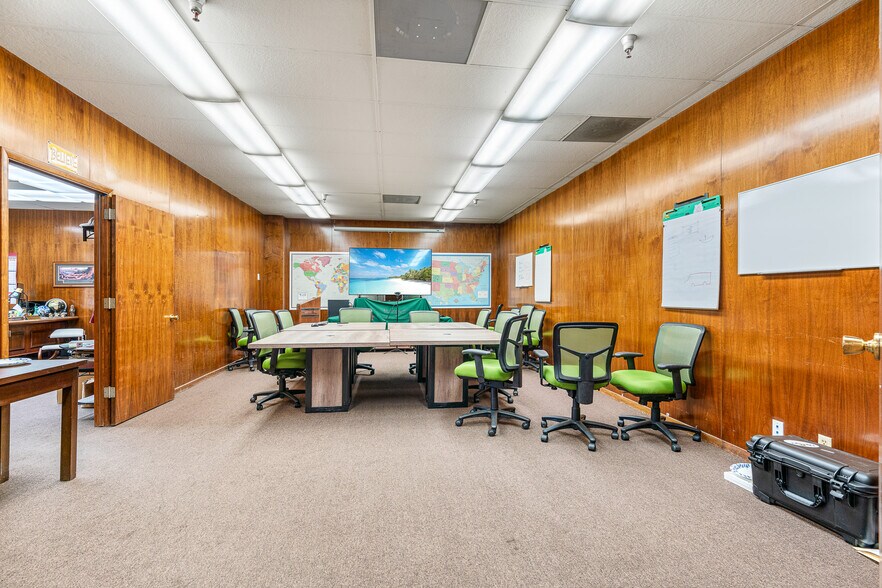 More Photos Of 5435 Peck Rd, Arcadia Manufacturing For Sale