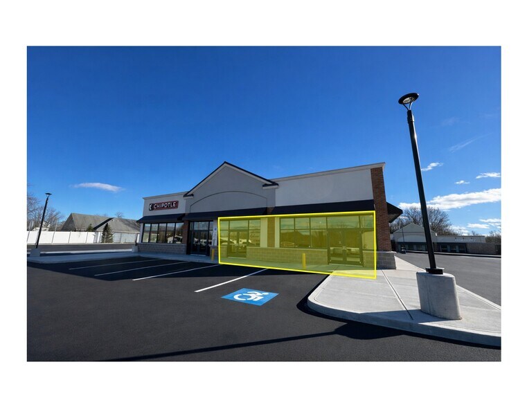 More Photos Of 131 Linwood Ave, Colchester Storefront For Lease