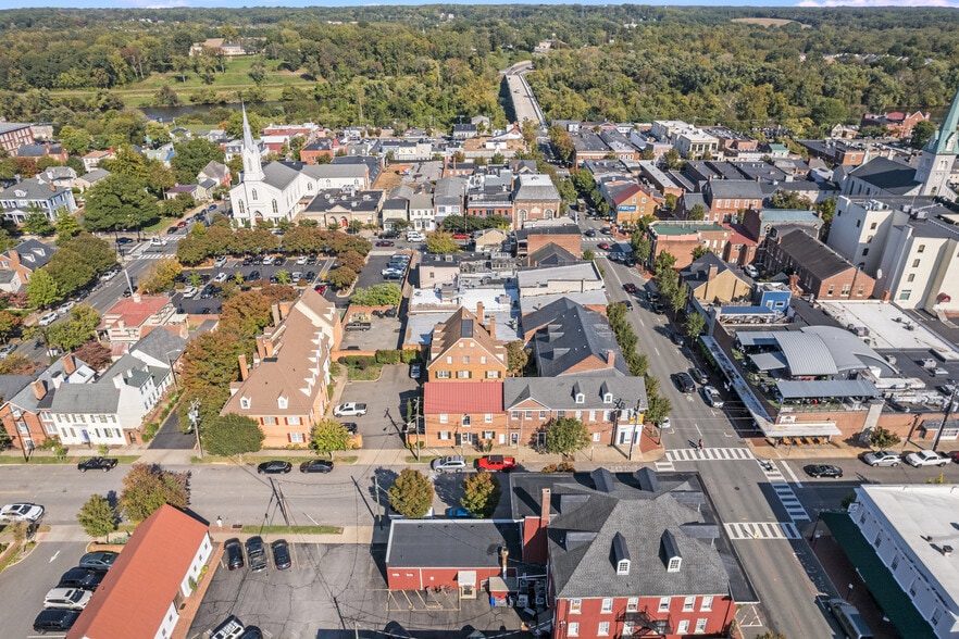 More Photos Of 1011 Charles St, Fredericksburg Loft Creative Space For Lease