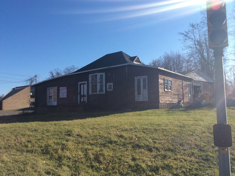More Photos Of 110 Mill Plain Rd, Danbury Land For Lease