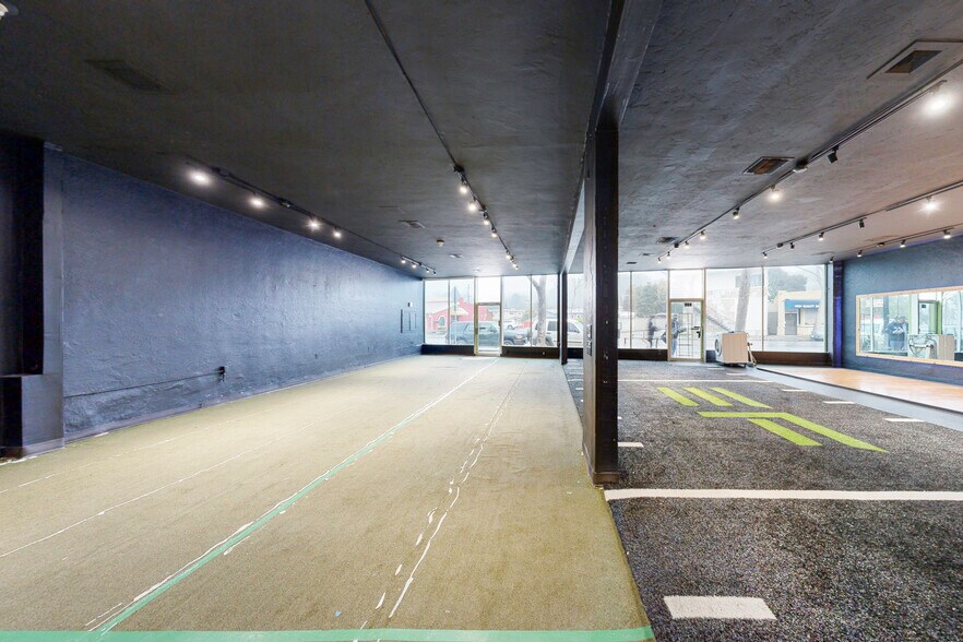 More Photos Of 375-377 MacArthur Blvd, San Leandro Freestanding For Lease