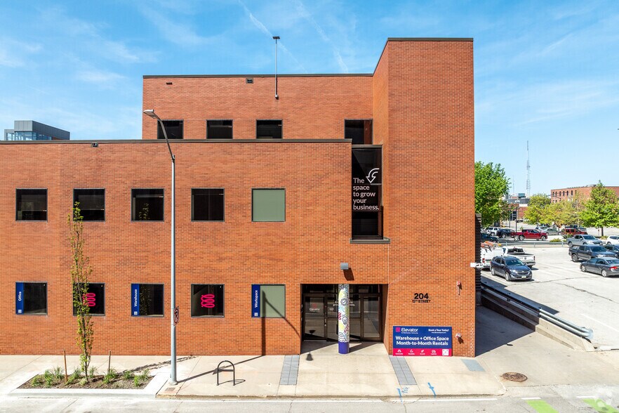 More Photos Of 204 12th St, Des Moines Office For Lease