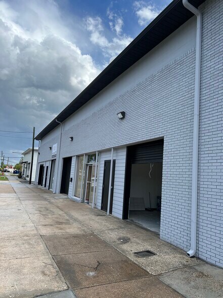 More Photos Of 411 W Madison St, Starke Storefront Retail Office For Lease