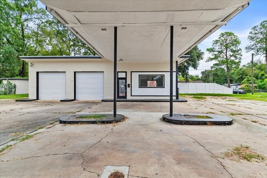 More Photos Of 749 S Edgewood Ave, Jacksonville Auto Repair For Sale