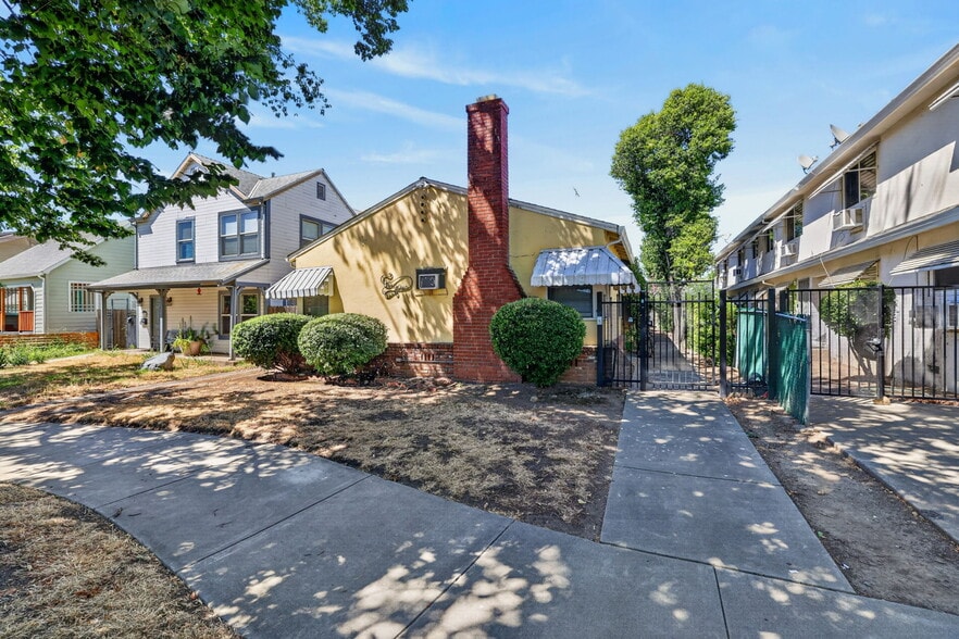 Primary Photo Of 2717 V St, Sacramento Multifamily For Sale