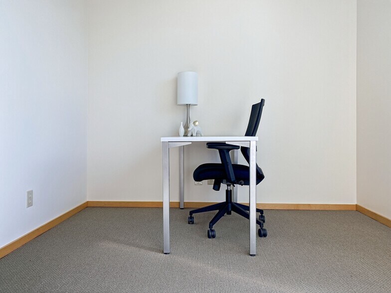 More Photos Of 1421 Guerneville Rd, Santa Rosa Coworking Space