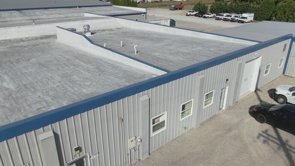 Primary Photo Of 315 S Sycamore St, Flora Warehouse For Lease