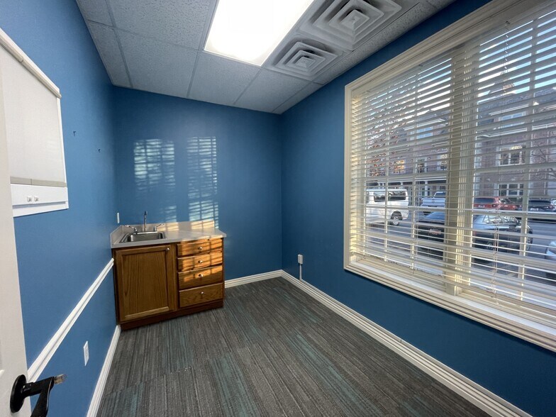More Photos Of 3650 N University Ave, Provo Medical For Lease