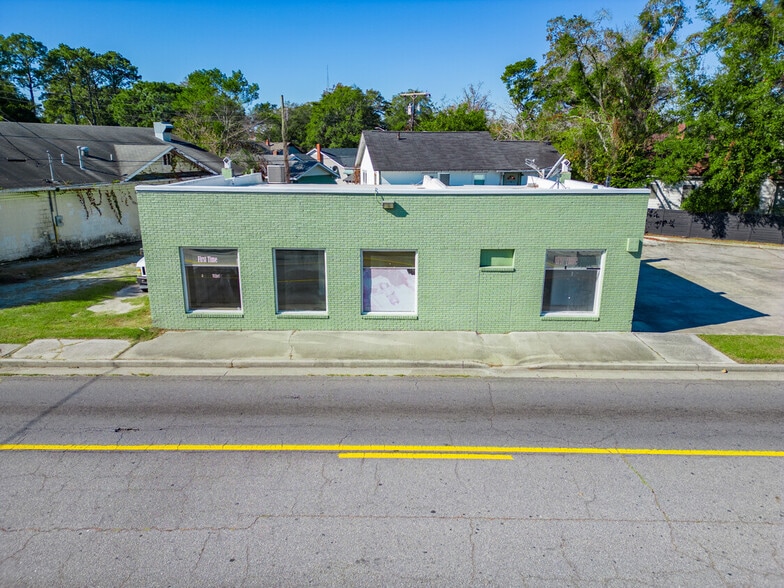 More Photos Of 2203 Skidaway Rd, Savannah Freestanding For Sale