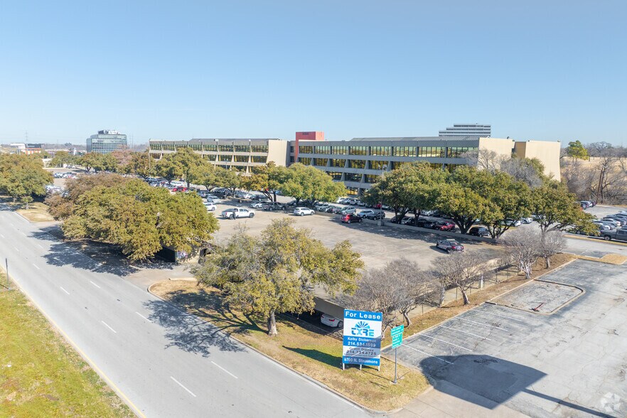 More Photos Of 8700 N Stemmons Fwy, Dallas Office For Sale