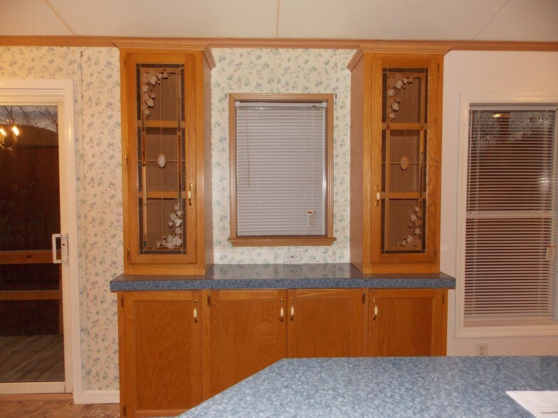 More Photos Of 15033-15045 Dunnings Hwy, East Freedom Apartments For Sale