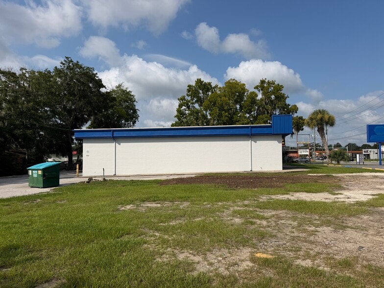 More Photos Of 5920 SE Hames Rd, Belleview Freestanding For Lease