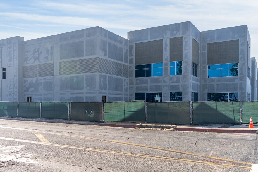 More Photos Of SEC of Perris Blvd & Globe St, Moreno Valley Warehouse For Lease