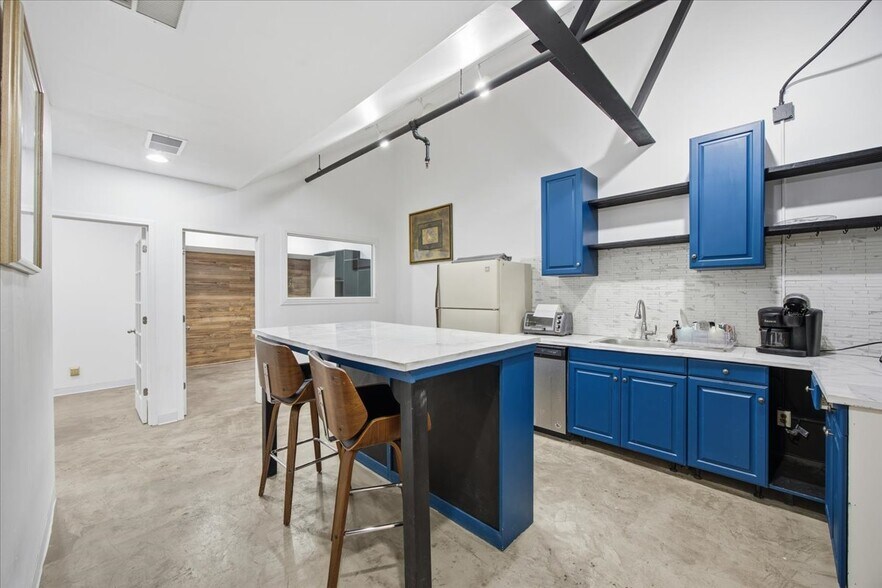 More Photos Of 1310 Westhaven Dr, Vail Office For Lease