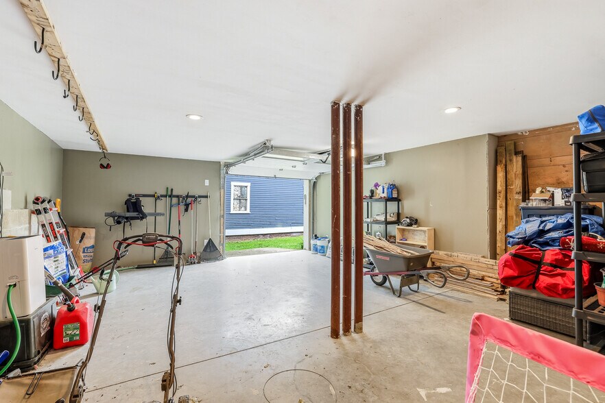 More Photos Of 1 Old Manchester Rd, Raymond Multifamily For Sale