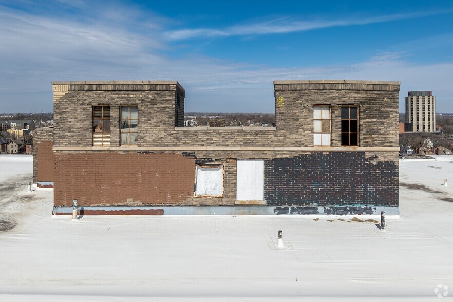 More Photos Of 1312 E Broad St, Columbus Apartments For Sale