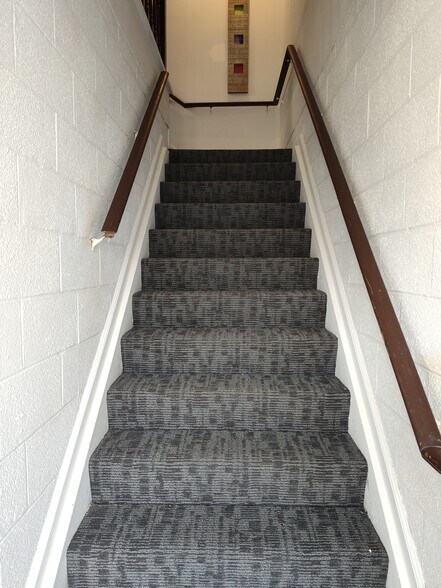 More Photos Of 28855 Van Dyke Ave, Warren Storefront Retail Office For Lease