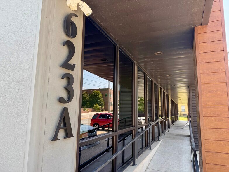 More Photos Of 623 S Peoria Ave, Tulsa Freestanding For Sale