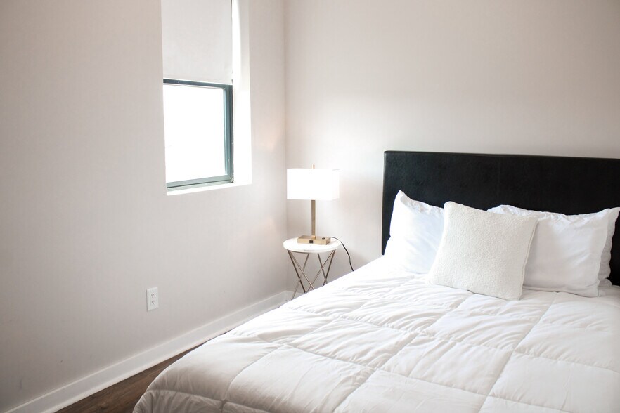 More Photos Of 1807 Logan Ave, Knoxville Multifamily For Sale