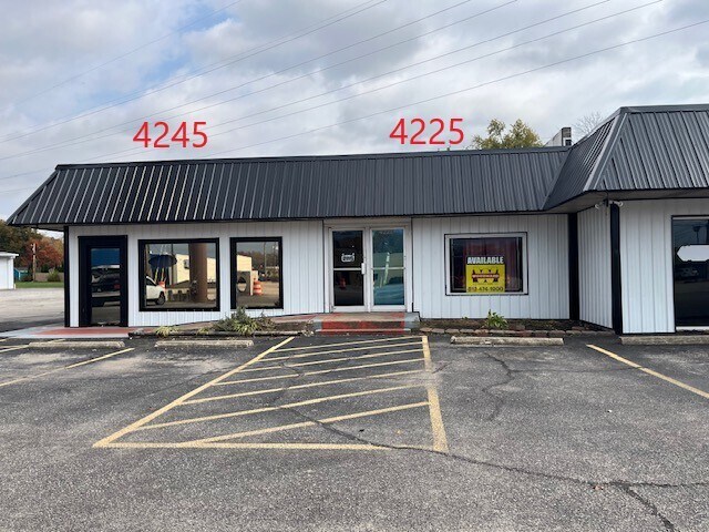 Primary Photo Of 4219-4225 N First Ave, Evansville General Retail For Lease