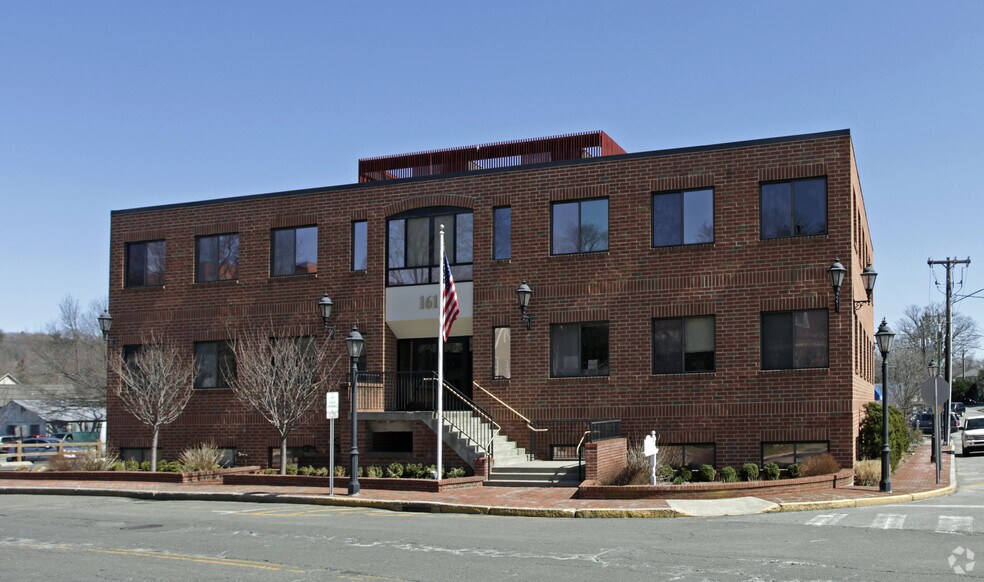 Primary Photo Of 161 Cherry St, New Canaan Office For Lease