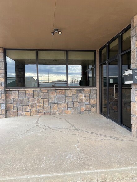 More Photos Of 111 NE 26th St, Oklahoma City Office For Lease