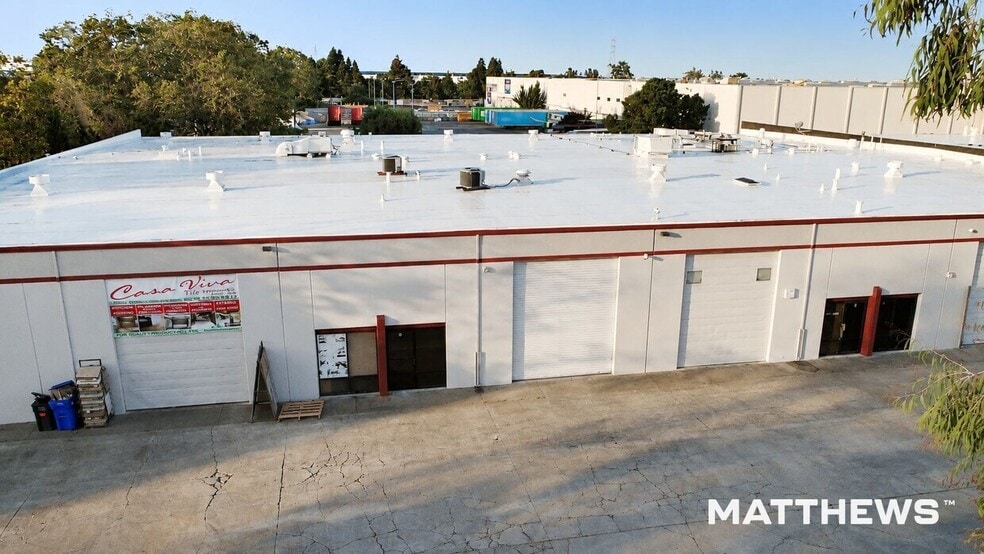 More Photos Of 21087 Cabot Blvd, Hayward Warehouse For Sale