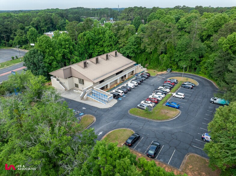 More Photos Of 5462 Memorial Dr, Stone Mountain Office For Sale