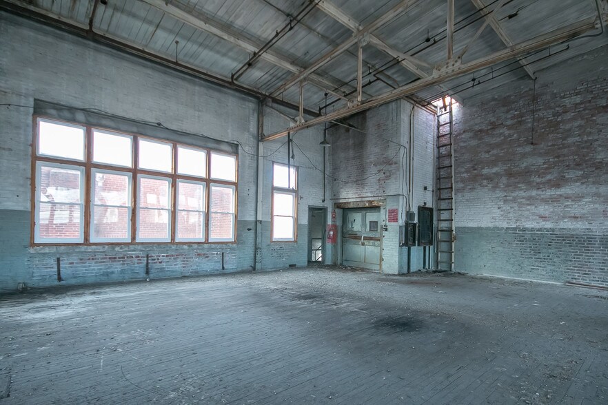 More Photos Of 201 Clayton St, Chester Warehouse For Sale