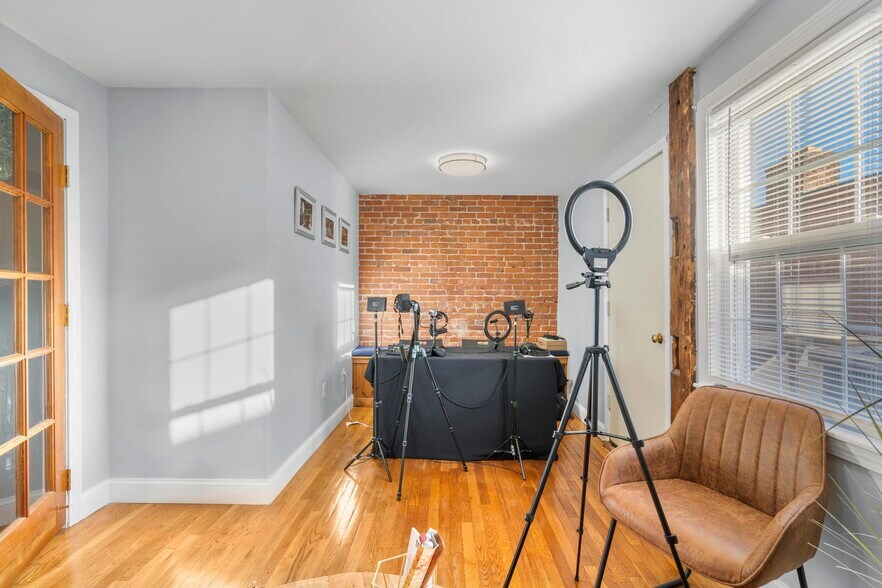 More Photos Of 51 N Main St, Southington Office For Lease