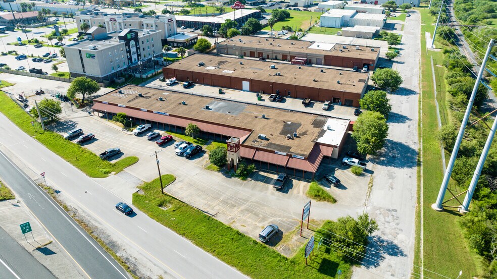 More Photos Of 5233 IH 37, Corpus Christi Unknown For Lease