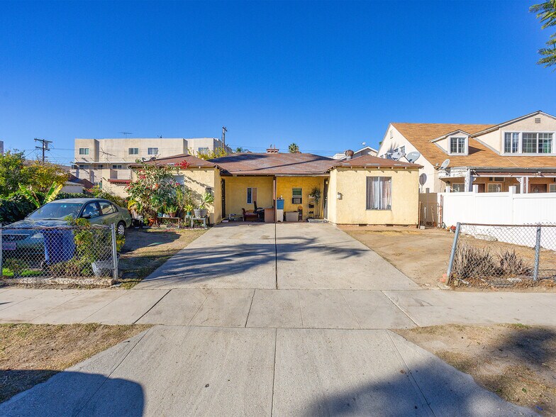 More Photos Of 2309 N Niagara St, Burbank Land For Sale