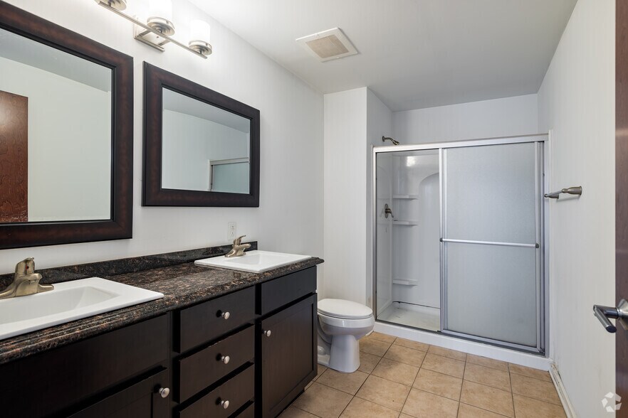 More Photos Of 21 W North St, Akron Apartments For Sale