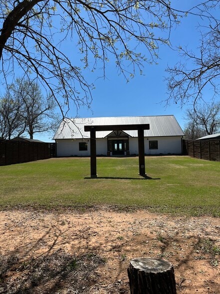 More Photos Of 17432 NE North Dr, Fletcher Religious Facility For Sale