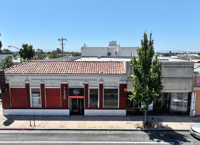 Primary Photo Of 7327-7335 MacArthur Blvd, Oakland Storefront For Sale